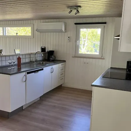 Meline - 350m From The Sea By Interhome *