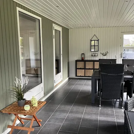 Meline - 350m From The Sea By Interhome