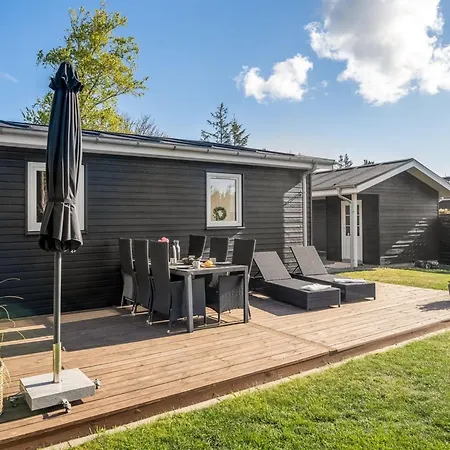 Meline - 350m From The Sea By Interhome * هالس