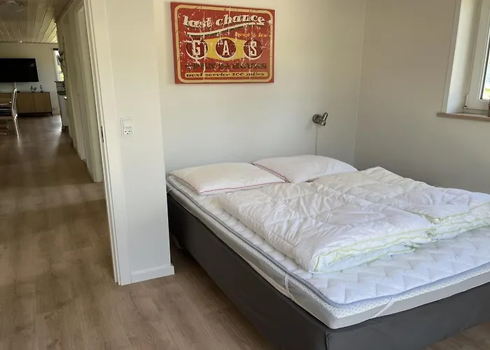 Meline - 350m From The Sea By Interhome *